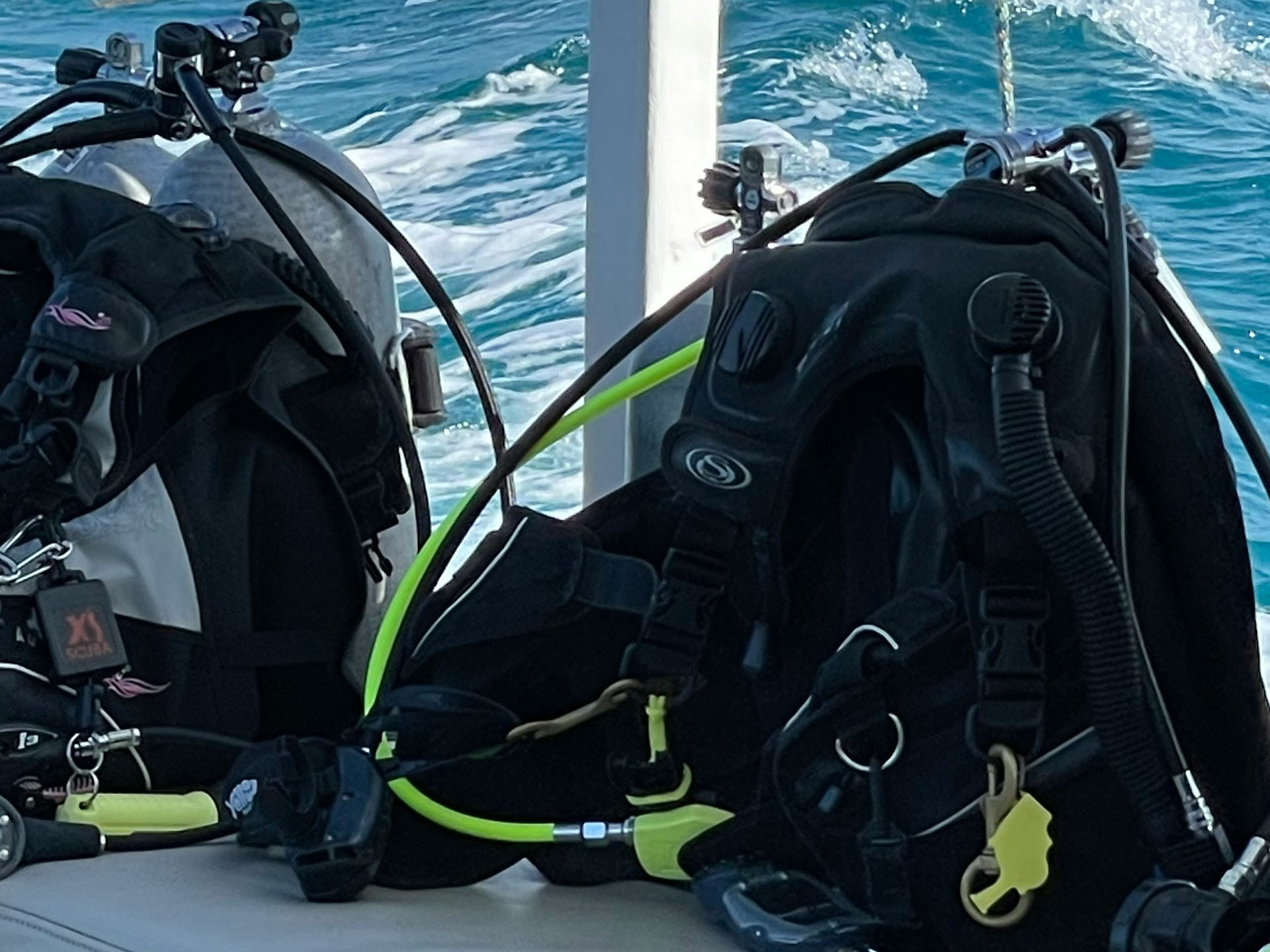 BCD 浮力調節器